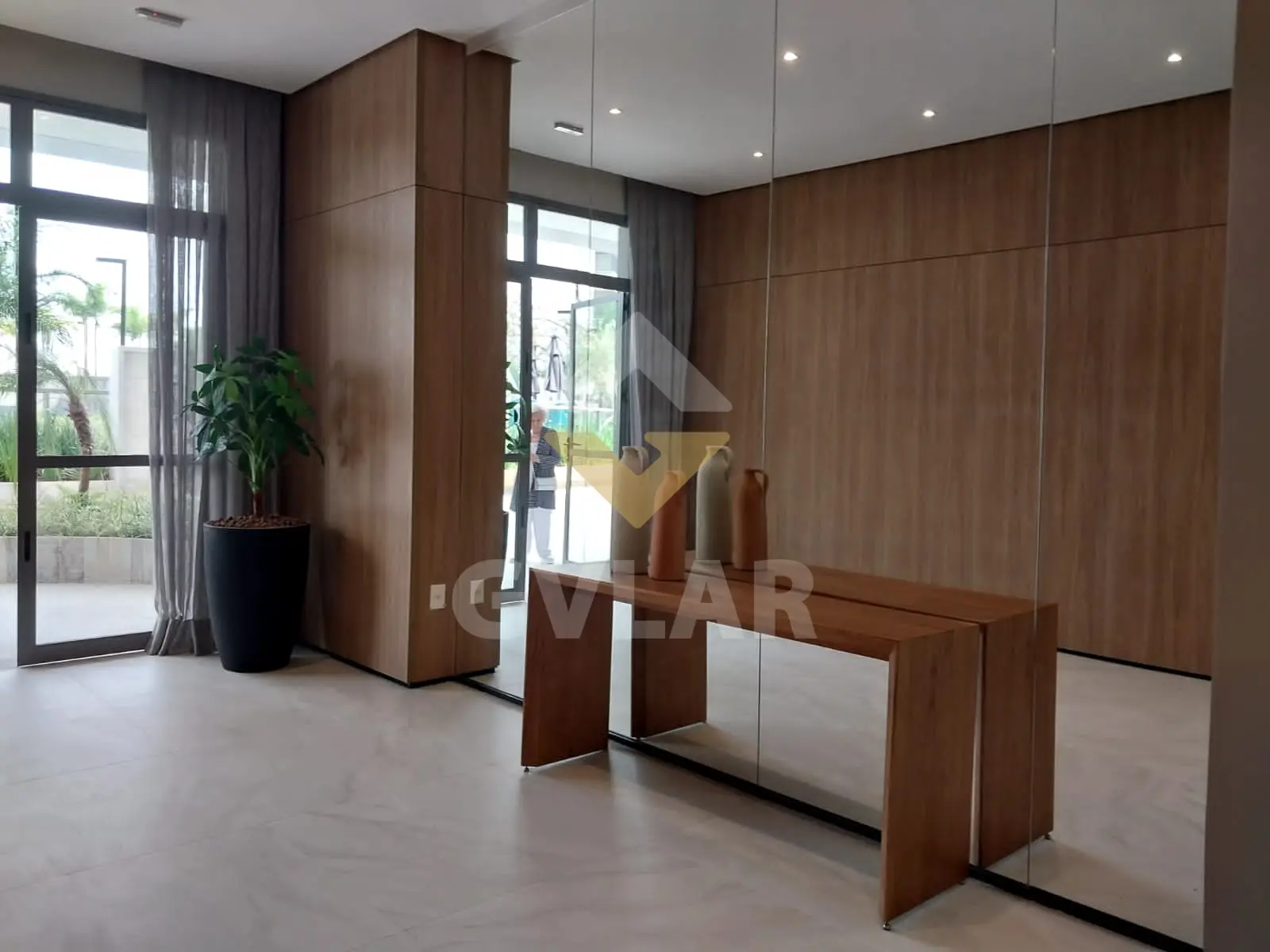 APARTAMENTO DE ALTO PADÃO - 3 SUÍTES COM LAZER